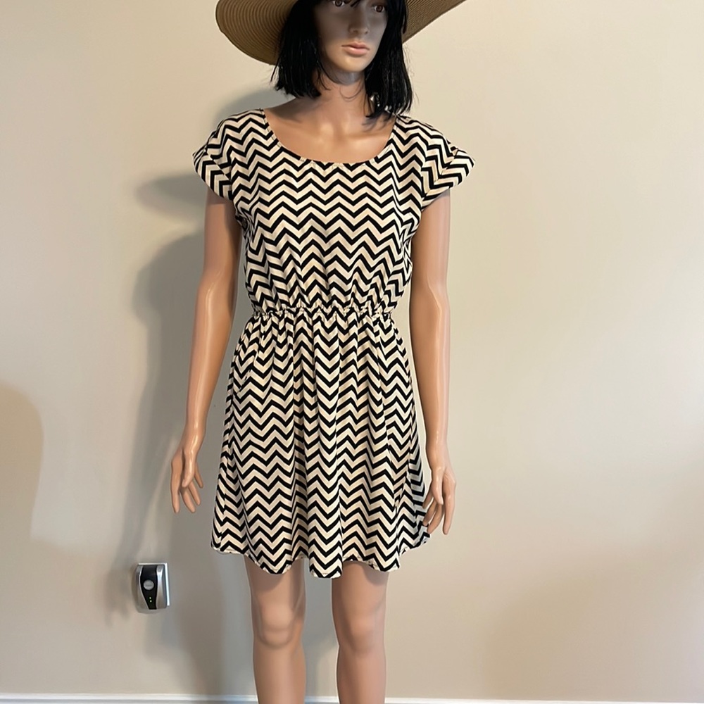 Pink Rose dress size small